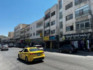 مجمع تجاري فخم بسعر ممتاز بشارع الاميره هيا