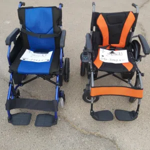 كرسي متحرك(wheelchair)