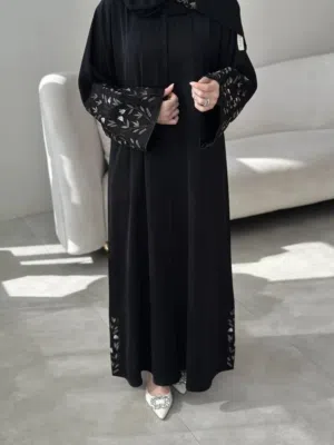 عبايات تفصيل