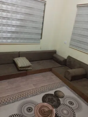 جلسة عربية للبيع بحال الجديد اسفنج سكني القماشة وتر برو الجلسة بحال الجديد