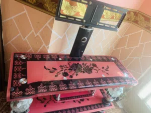طاولة ميز نضيف للبيع