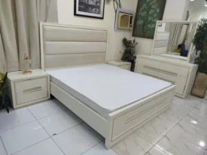 Branded Full bed set For sale very good condition. High quality bed set.