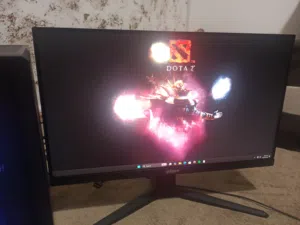 pc مع شاشه وكامل الملحقات