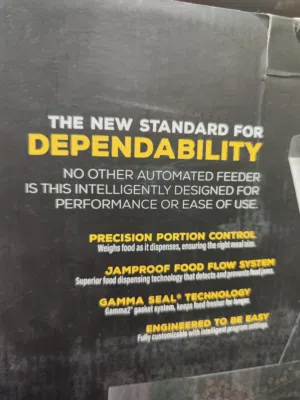 مؤقت طعام للقطط تتحكم بالكميه بالوزن وبالتوقيت يعمل على تليفونك