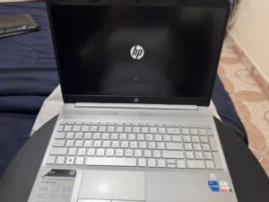 لاب توب HP وندوز 11 / 2022