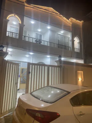 بيت للبيع مساحته 200