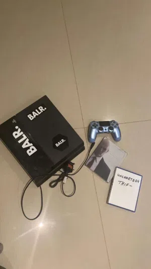 سوني 4 للبيع نظيف