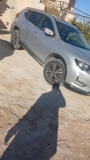 نيسان اكستريل