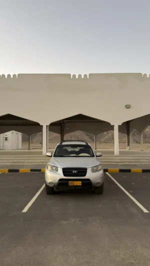 Used Hyundai Santa Fe in Al Dakhiliya