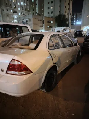 للبيع سياره نيسان صني 2007