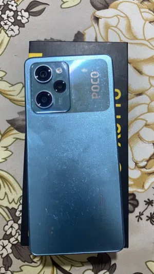 ايفون 11 برو + بوكو X5 pro 5g للبيع او للتبديل