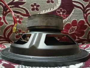 سماعه B8 8 بوصه جلد اسبانى اصلية   K. C. S