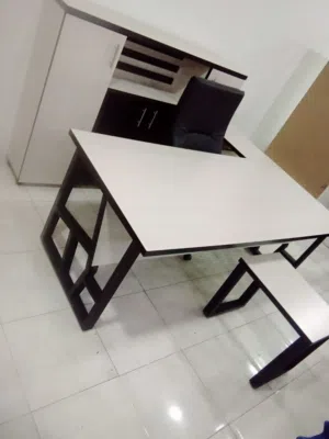 مكتب مدير معدني مودرن 2022  شامل التوصيل والتركيب