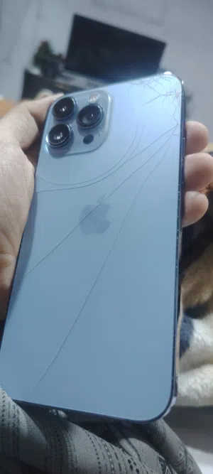 Apple iPhone 13 Pro Max 256 GB in Basra