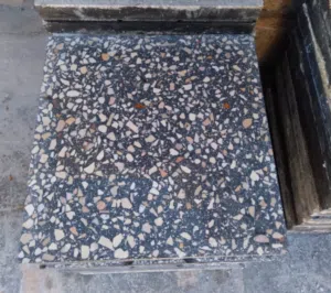 يوجد بلاط موزايكو يوجد بلاط رصيف 30×30 يوجد كندرين