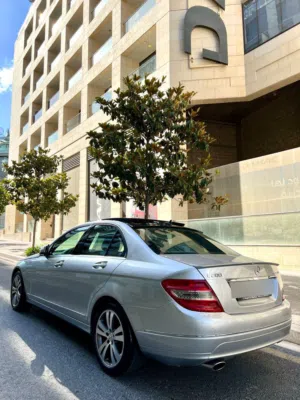 مرسيدس c200 موديل 2009 فل الفل بانوراما فحص كامل  بحالة الشركة وارد غرغور