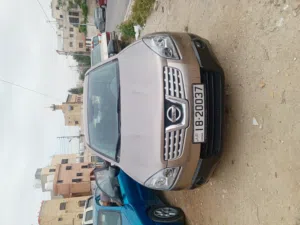 نيسان قشقاي دهان جديد  موديل 2009  7جيد ترخيص سنة قابل للتفاوض راكب شاشة اصلي جديد