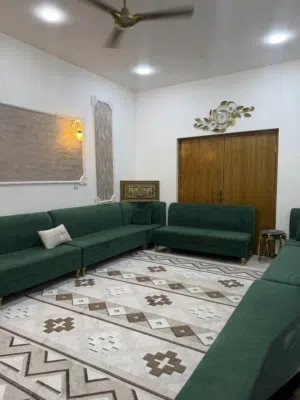 ديوان للبيع 10 قطع نضيف 750 الف وبي مجال