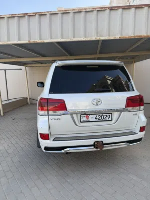 Used Toyota Land Cruiser in Al Ain
