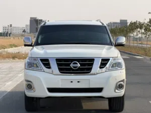نيسان باترول بلاتنيوم 1/1 مكينه صغير V8