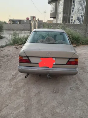 مارسدس دب  موديل 1987 اوتوماتيك كير ومحرك2.5بطه محور