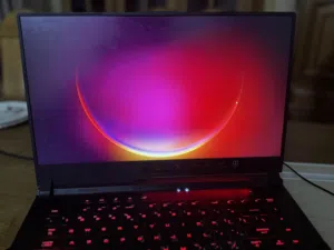 لابتوب للبيع بسعر ممتاز