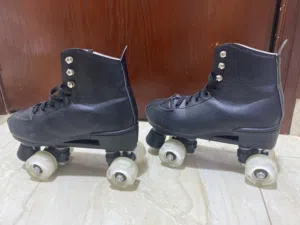 سكيت رول , Roller skates