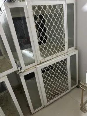 اقفاص المنيوم و زجاج