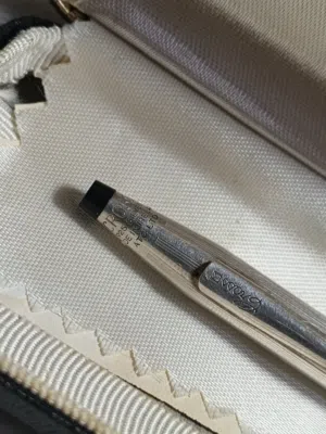 قلم فضه علبه