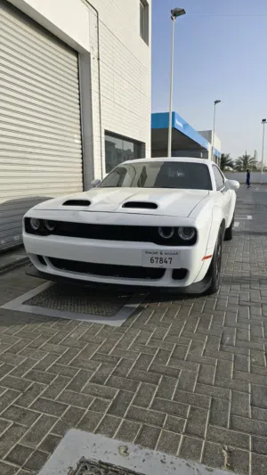 Dodge challenger sxt 2023