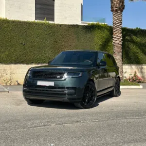 Range Rover Vogue hse 2024 Long السيارة مميزة جدا و قطعت مسافة 18,500 KM 7 Seats 3000cc  بنزين