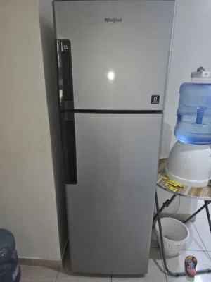 whirlpool Fridge. Good working condition. wastapp oly. No calls.