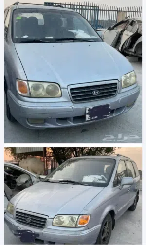 هيونداي تراجيت موديل 2001 مواصفات كوريا بياض خارجي داخلي . السيارة مشطوبة  الماتور معه بيان جمركي ..