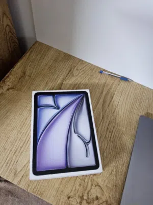 Apple iPad Air 11 256 GB in Salt