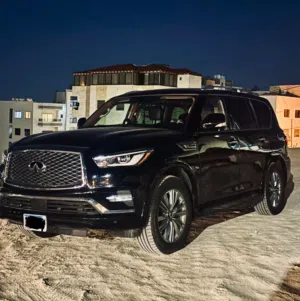 Infiniti QX80 2019 Luxe أسود نظيف جداً