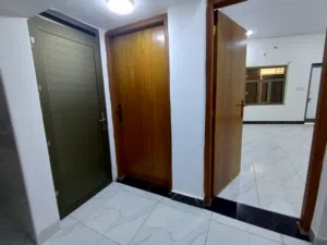 مشتمل أرضي معزول حديث للإيجار في البكر والأحرار يؤجر للعوائل الصغيرة فقط