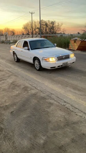 Used Ford Crown Victoria in Al Ahmadi