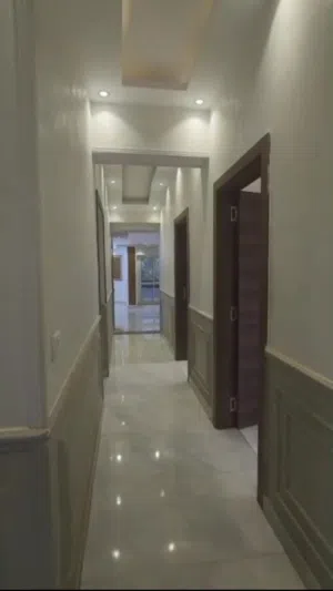 فرصه لا تعوض شقه للبيع تصلح سكنى او ادارى بالقرب من السراج مول مدينه نصرCode T509