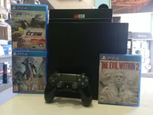 جهاز ps4 فات حجم 1 تيرا بحاله جيده جدا