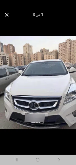 سياره للبيع   بايك x65 2.0 2017 تيربو ابيض ا