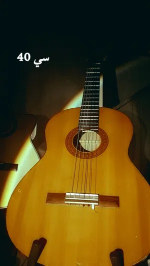 جيتار ياماها في حاله جيده
