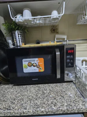 Kenwood microwave 25L in very good condition