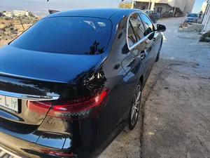 used-mercedes-benz-e-class-in-hebron
