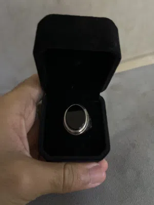 خاتم أسود للبيع