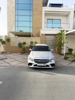 مرسيدس بنز C300