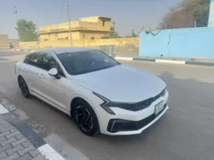 K5 2025 خليجي كفالة عامة البصرة - النشوة السعر 227$ وبيها مجال بسيط ماشيه 25,000 km