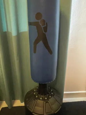 Punching bag كيس ملاكمة