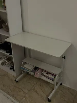 مكتبه متحركة او ثابته