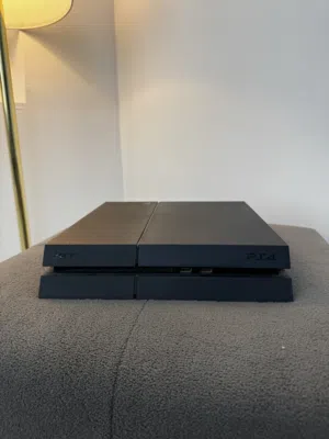 Sony PlayStation 4 (PS4 Fat) - 500GB (Excellent Condition)