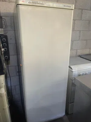 فريزر عامودي 8 ارفف شغال مية بالمية فحص تجميد ممتاز فريزر تجميد